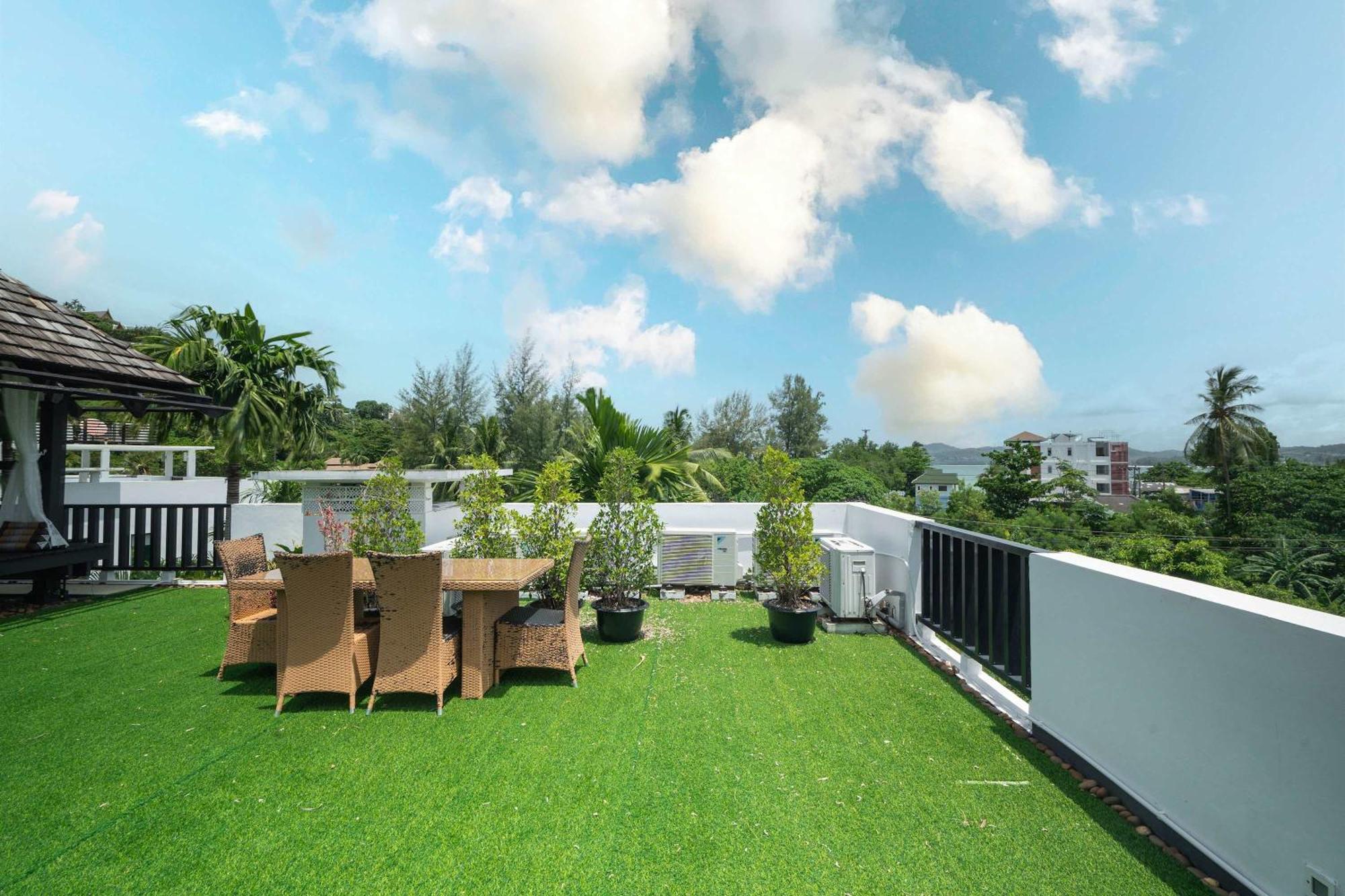 Stylish Penthouse At Bangtao Surin Beach (Phuket)