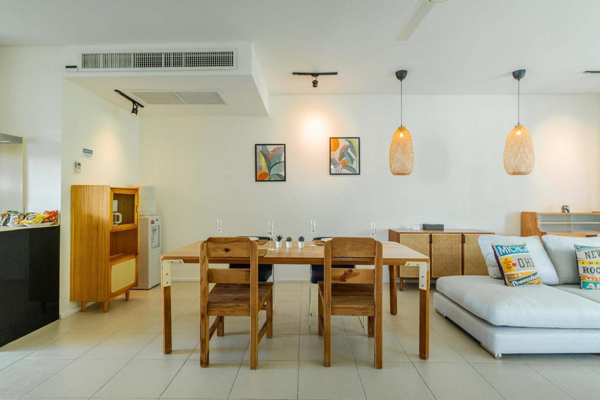 Stylish Penthouse At Bangtao अपार्टमेंट